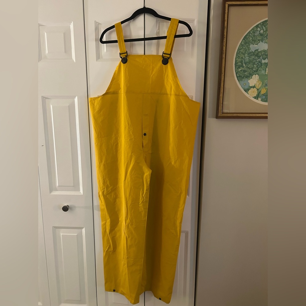 Boss Manufacturing Company Men’s Sz XL Yellow PVC/Polyester Coveralls